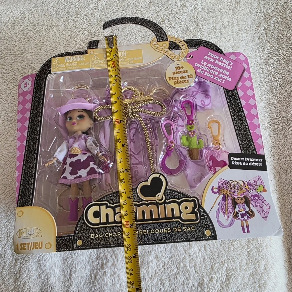 New Trending Charming Bag Charms Desert Dreamer Set Doll & Accessories, age 5+